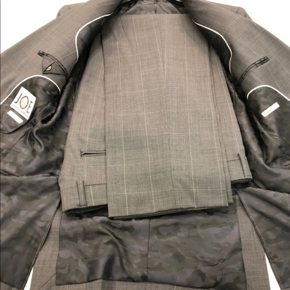 Joseph Abboud Suit - Picture 4 of 4